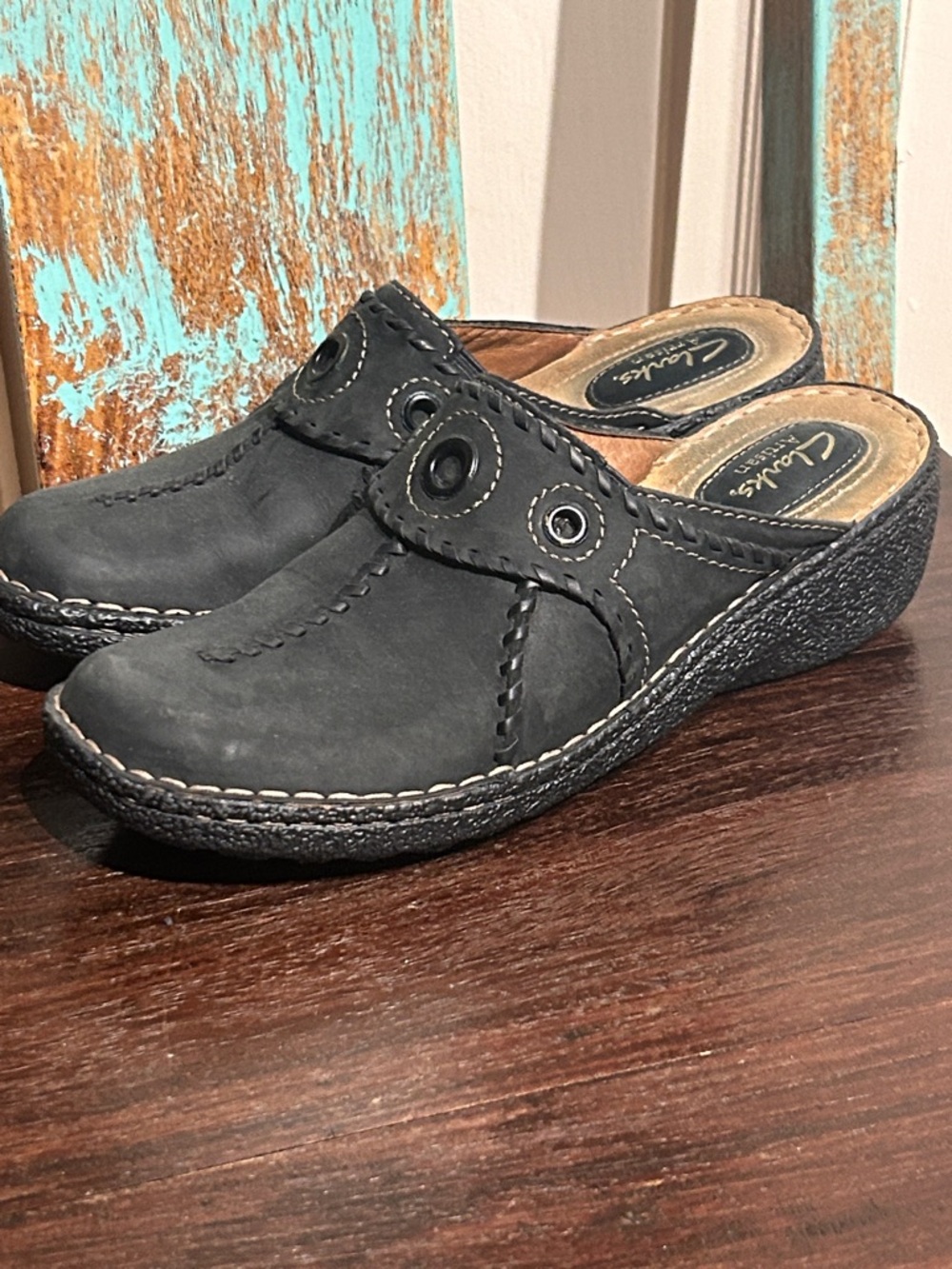 Clarks Artisan Black Suede Slip On Mule Size 8.5 Narrow